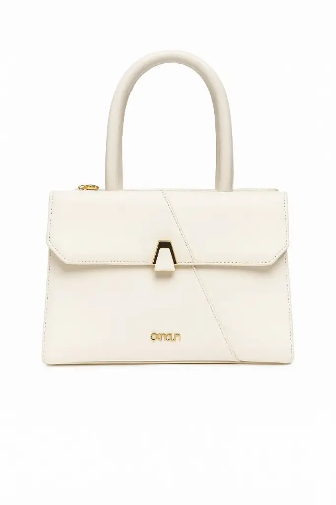 White Elegant Looking Handbag